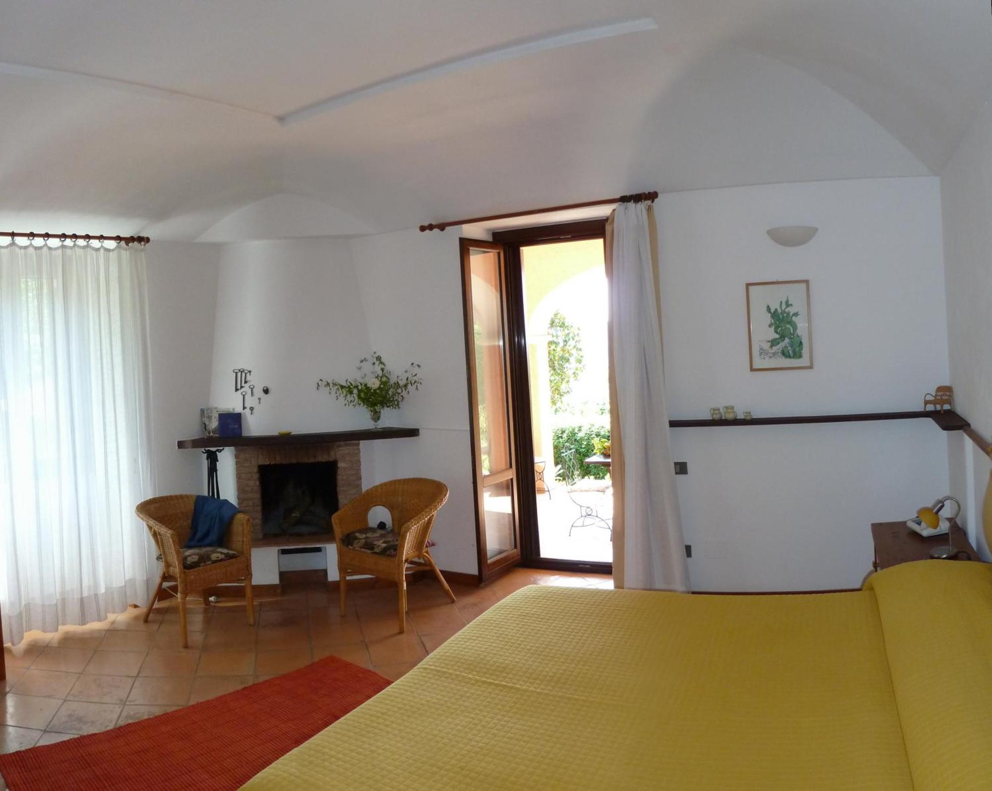 Agriturismo La Vecchia Quercia San Cipriano Picentino Ruang foto